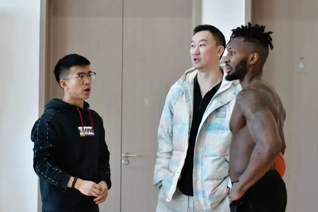 制定篮球交流计划以促进个人技能发展的方法_1